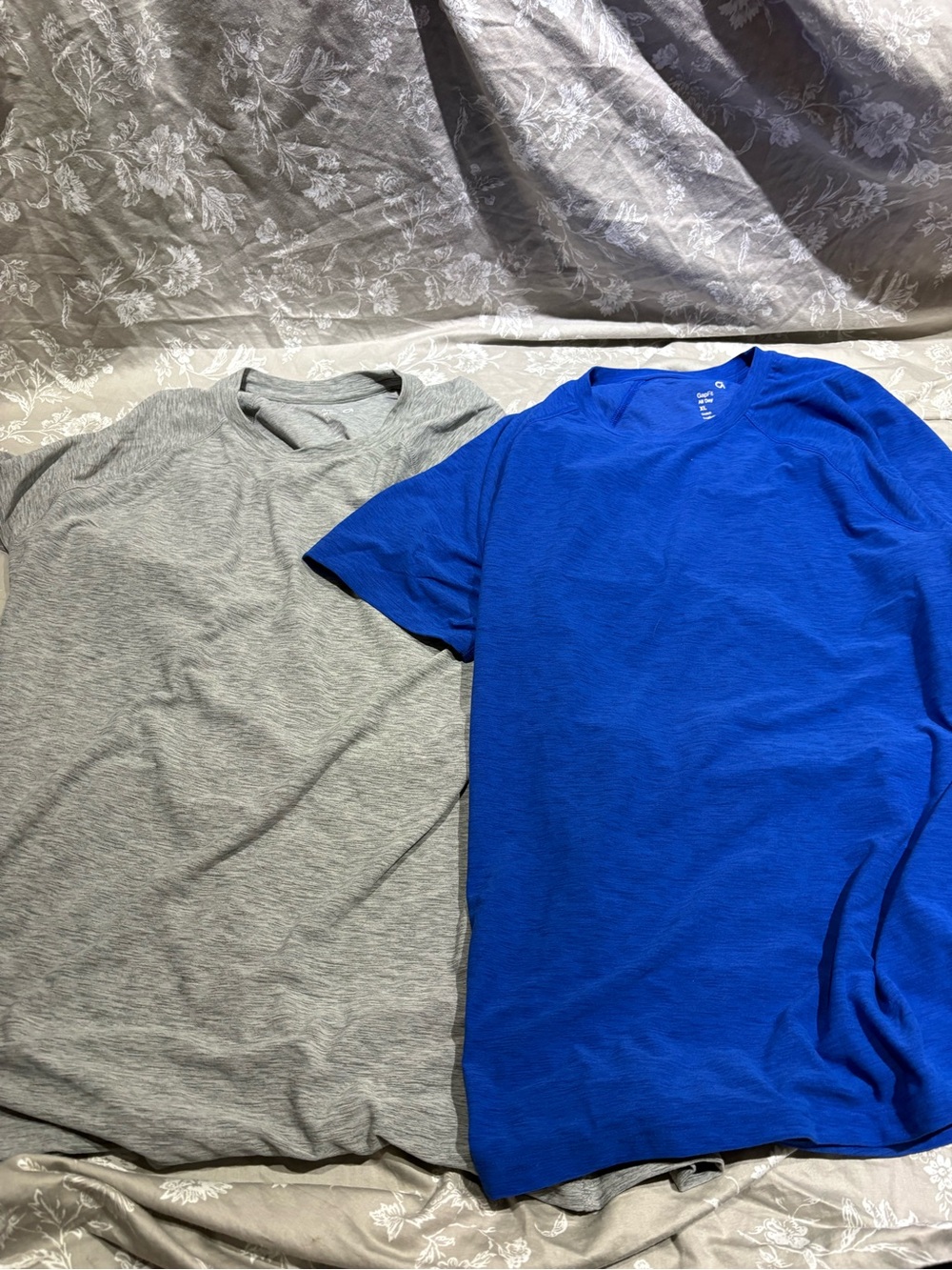 Gap active 2pcs short sleeve tees grey blue XL